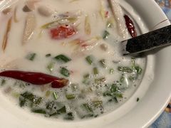 椰汁香茅虾汤-食肆&Fourteen(武林夜市店)