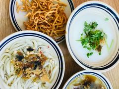 弯脚杆油茶-正南齐北·老街糯米团(洪崖洞店)