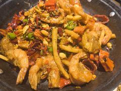 香辣虾-小三峡食府(西五路店)