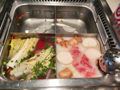 -海底捞火锅鲜切牛肉主题店(长寿路店)