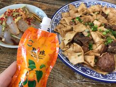 -壹阁胡羊焖饼(特色小吃街店)