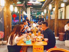 大堂-聚汇三少·龙虾·中餐厅(莫邪路新天地店)