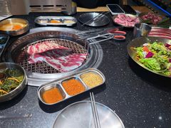 -韩烧牛中牛·甄选黑牛烤肉(黑金店)