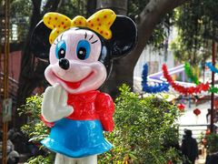 -顺德大良半月城游乐场