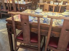 -川流不息·地道川菜·小龙虾(新松江路店)