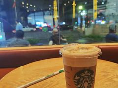 -星巴克(珠海摩尔百货店)