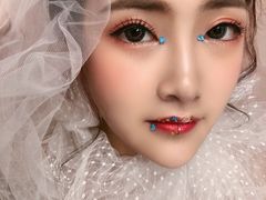 -金夫人化妆摄影职业培训学校