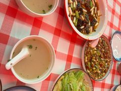 -洪霞餐馆·川菜·鲜货现炒(两江春城店)