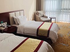 -兴芮温泉度假区