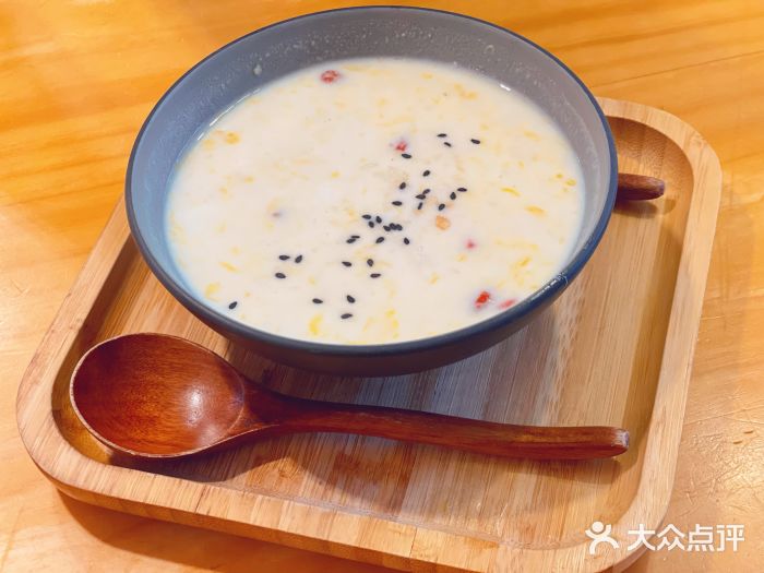 勺子米线·云南传统小吃市集(四方街店)图片