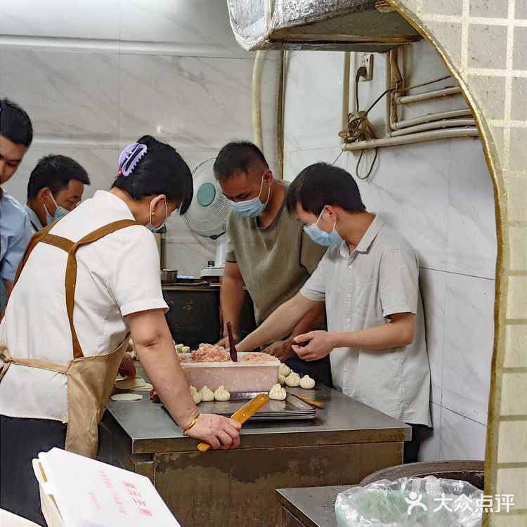 广州探店｜亚信四季饮-西华路四季皆宜的原创奶花