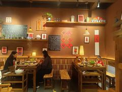-巴卤社老火锅(财富店)