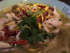 老坛酸菜鱼-胡桃里音乐酒馆(仓山万达店)