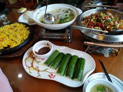 萝卜牛腩-美味故事特色餐厅(汉阳郭茨口店)