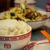 “三餸一汤，白饭任装！！”