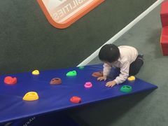 -爱威盛亲子俱乐部·纽约国际早托中心