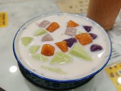 -荔芳传统糖水铺