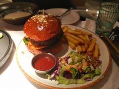 -阿妮叶李(光谷世界城店)