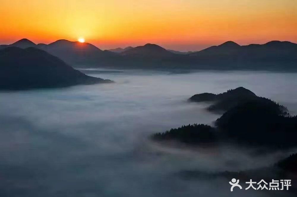 丰都县都督乡 川西牛背山是摄影家最美的天台