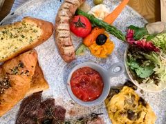 -Mark&Mars Restaurant