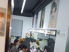 -吉田美学化妆美甲摄影培训(宁波校区)