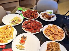 -涨巢·潮玩水疗局