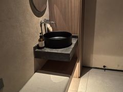 -灸春堂·艾灸·痛症·整脊连锁(之江银泰店)