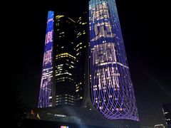 -南京眼步行桥