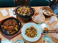 -宏状元现熬粥·京味菜(黄寺大街店)
