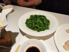 清炒豆苗-老洋房花园饭店(绍兴路店)