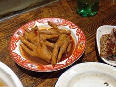 -爆炸头阿姨小四川正宗川味小吃(无任何分店)