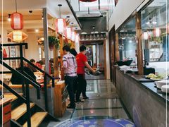 大堂-缘福乡村铁锅炖民宿(八达岭店)
