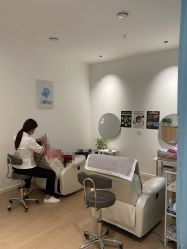 点击看大图 -舒欣头疗·俏丝谧语 白发脱发专业护理