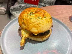-必胜客(上海华谊新所店)