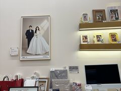-中航城君尚购物中心