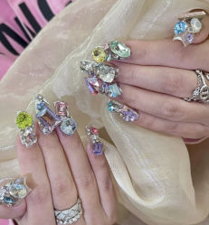 -LILY NAILS美甲美睫