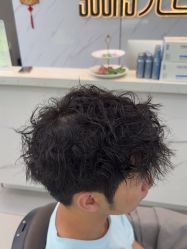 -尤司男士国潮理发馆