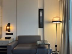 -上海漕河泾万丽酒店