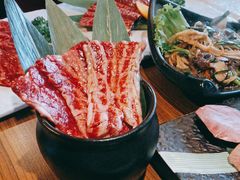-炼火烤肉店