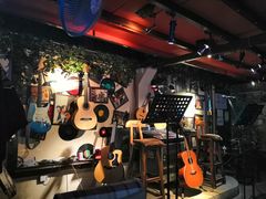-南锣鼓巷吉他吧(鼓楼店)