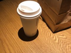 -星巴克臻选(莘庄仲盛店)