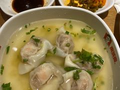 -南城香·饭香串香馄饨香(青年路店)