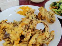 炸蘑菇-北京龙庆四季香农家饭庄·灶台鱼·碳烤虹鳟鱼(龙庆峡店)