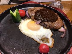 -戈尔登酒店·满堂彩咖啡厅