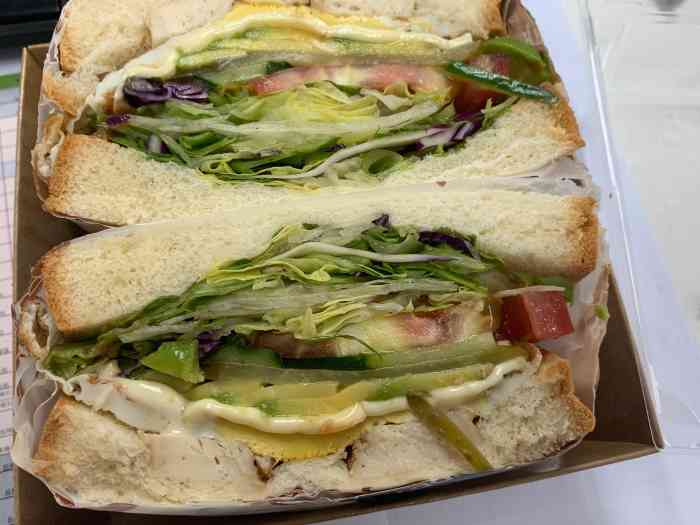 莱维贝贝轻食(亮马桥店)-"值得推荐的沙拉🥗青菜非常的新鲜今天.