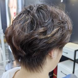 -藤野造型·专业烫染店