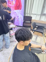 -藤野造型烫发染发