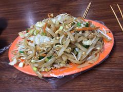 -蚝哥花姐湛江烤生蚝(美丽湾市场店)
