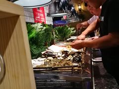 -钦瓦台时尚自助餐厅(银泰城店)