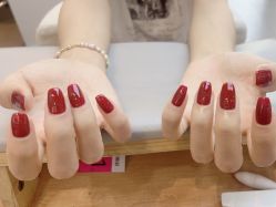 -iU美甲美睫
